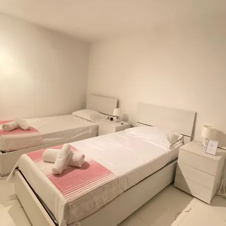 R3 Cozy For 2 With Twin Beds 民宿 *