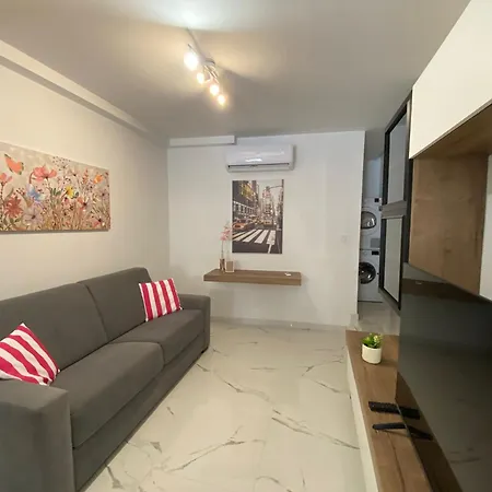 Homestay R3 Cozy For 2 With Twin Beds Msida